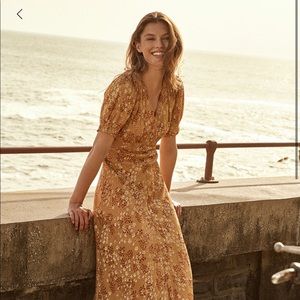 Stunning Maxi dress.